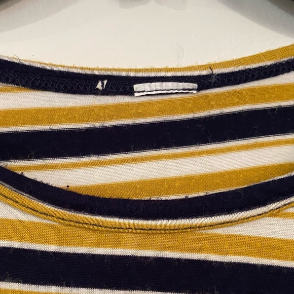 SOLD * Brandy crop top - Picture 2 of 4